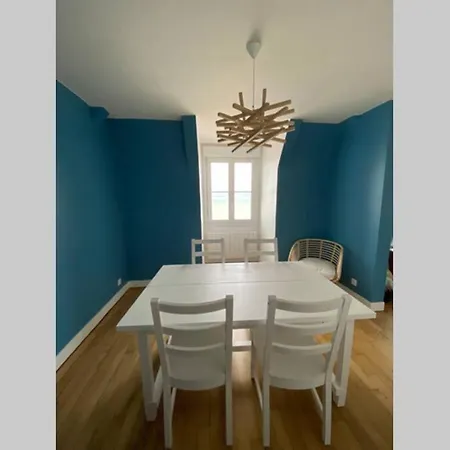 Face - 95m2 - 3ch Vue - 8 Personnes Apartment